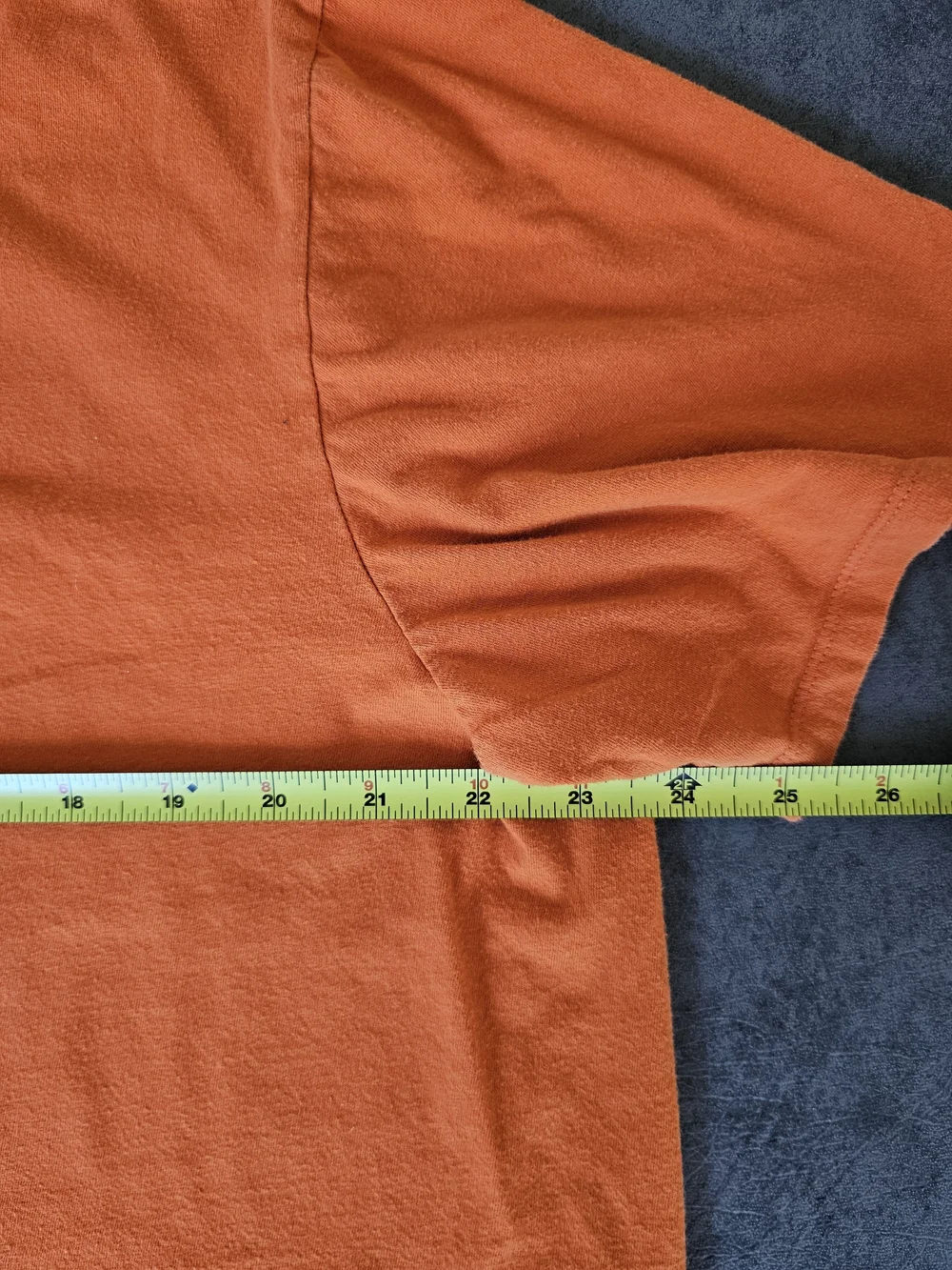 Nike Men’s Orange Swoosh Logo T-Shirt XXL